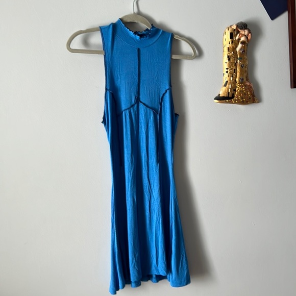 😎Summer Sale!! 🆕 NWT Urban Outfitters blue dress size M - Picture 1 of 7